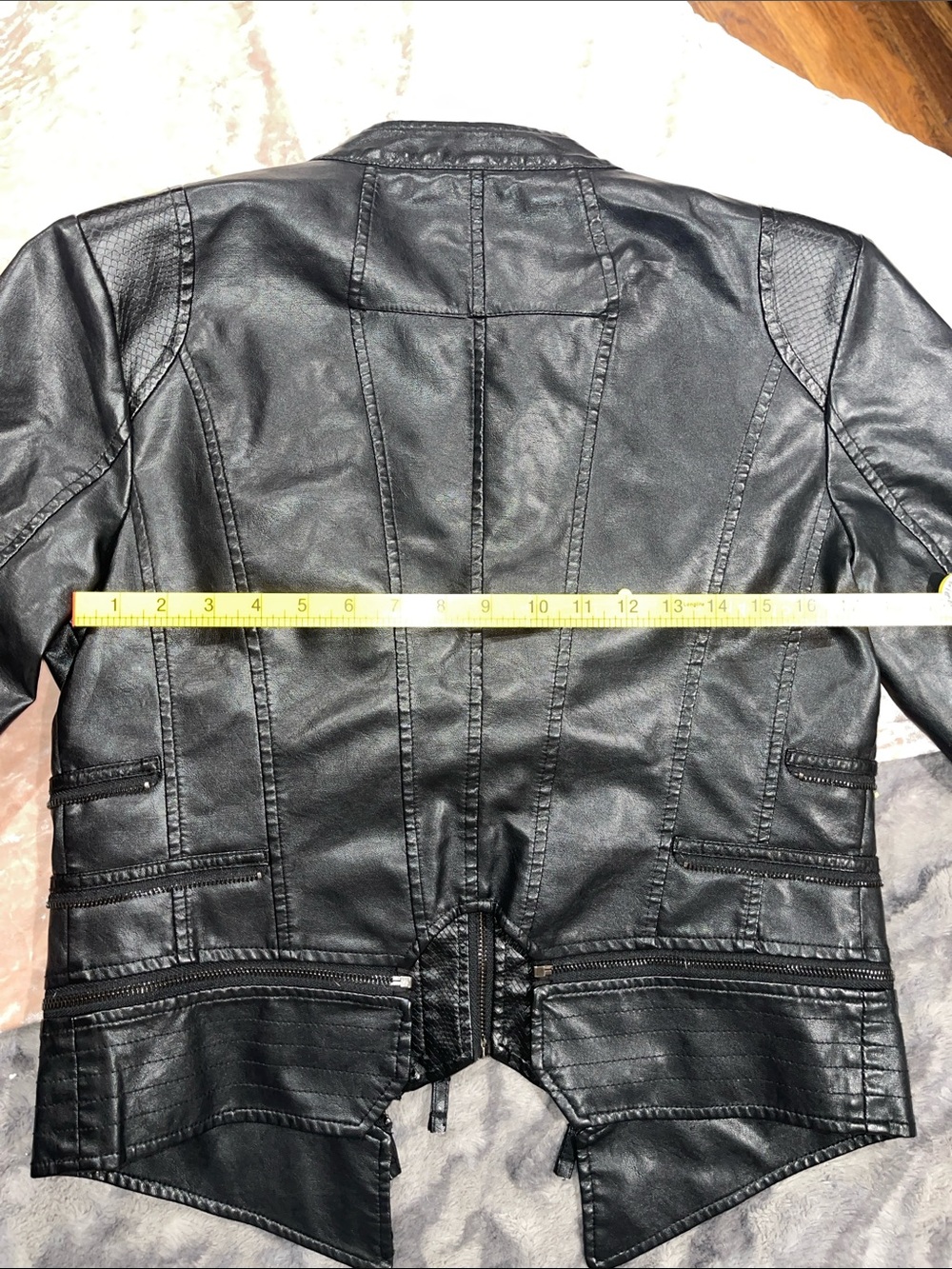 chouyatou Women's Black Leather Moto Jacket - Picture 7 of 10